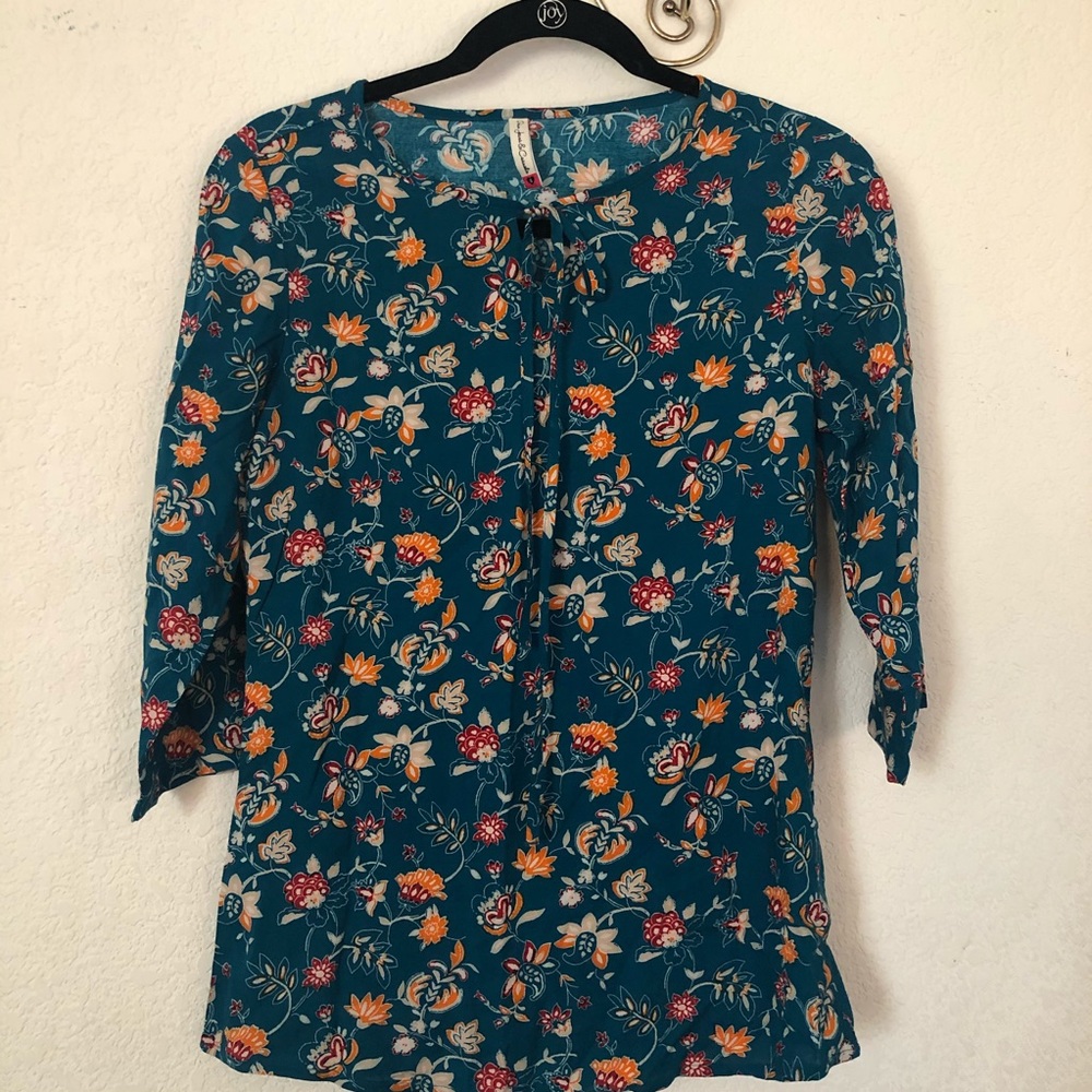 Turquoise Flower Top